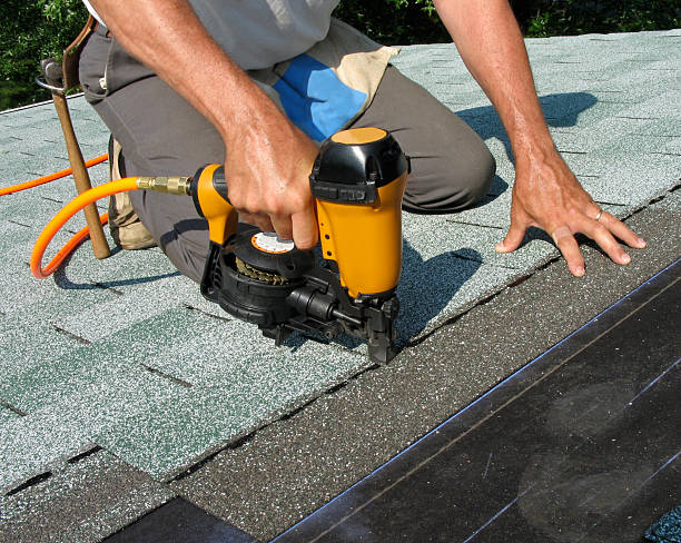 Quick and Trustworthy Emergency Roof Repair Services in Ellenton, FL
